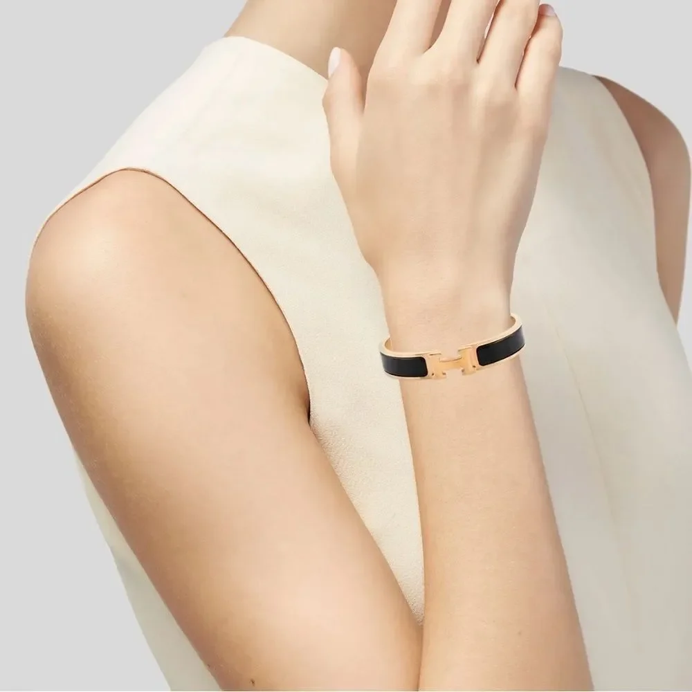 NWT Kate Spade Hole Punch Spad Gold Black Bracelet - Picture 1 of 12